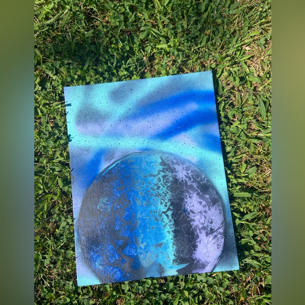 Handmade Spray Paint Planet art. Perfect for any space lover. Can custom colors